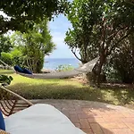 Nelinda Waterfront 4*