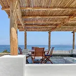 Nelinda Waterfront 4*