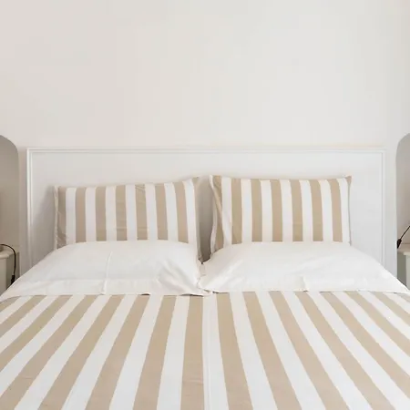 Bed and breakfast Nelinda Waterfront 4*