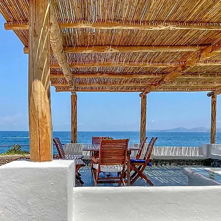 Nelinda Waterfront 4*